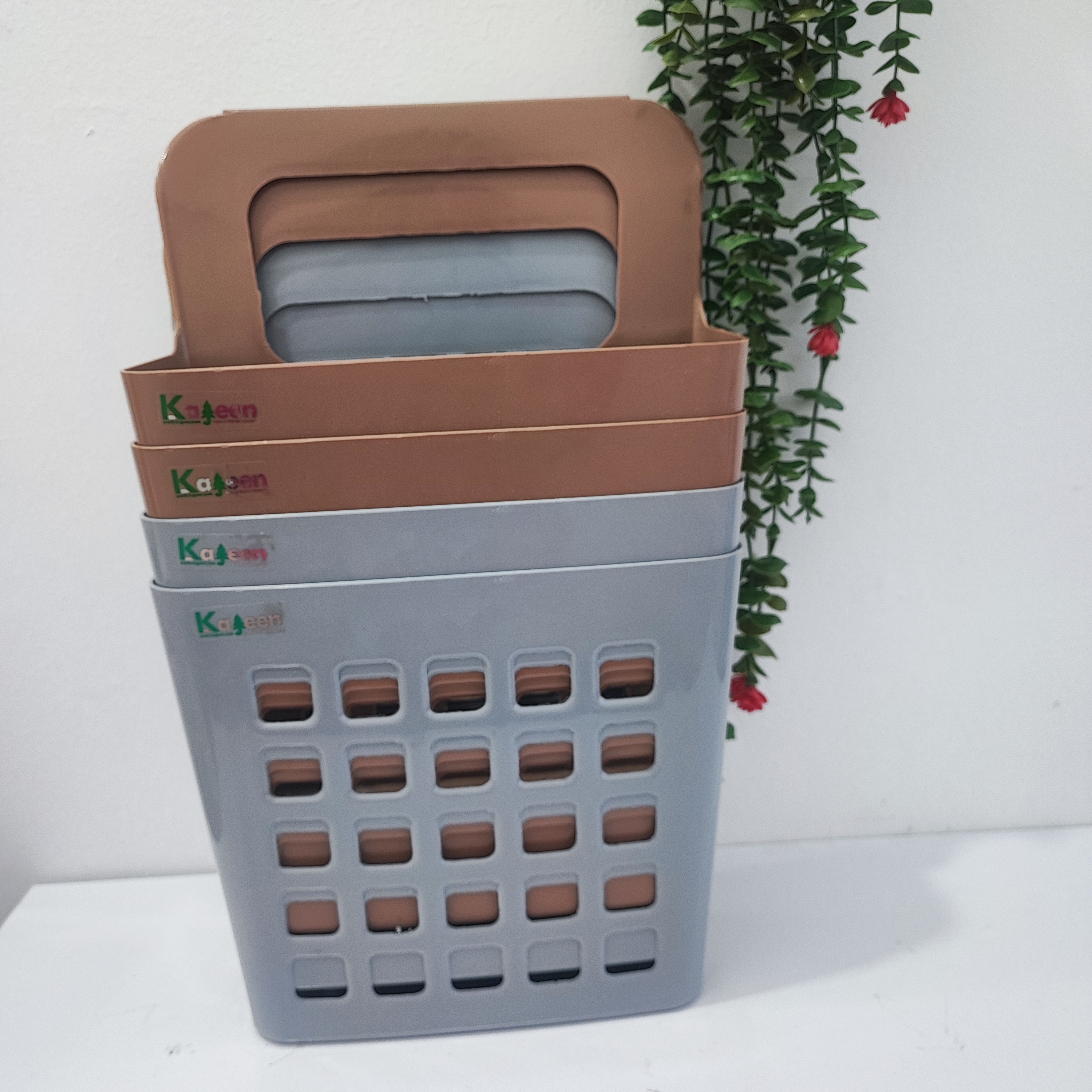 سبد آویز کابینتی پلاستیکی  مدل ۲۲ پشت کابینتی  برند کاجین قسطی ۴ ماهه